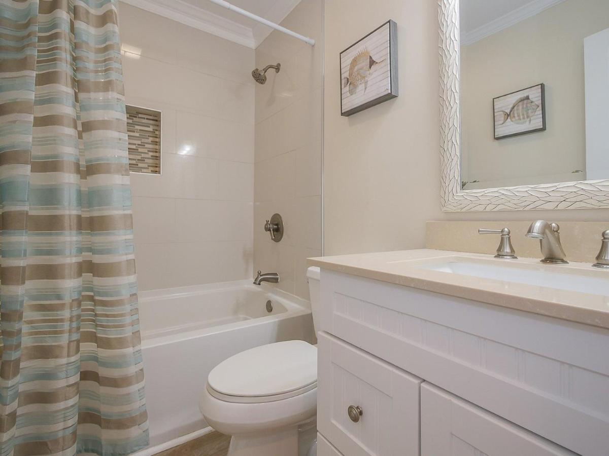 Oceanfront Retreat: Beachside Luxury At Coligny Villa Hilton Head Island