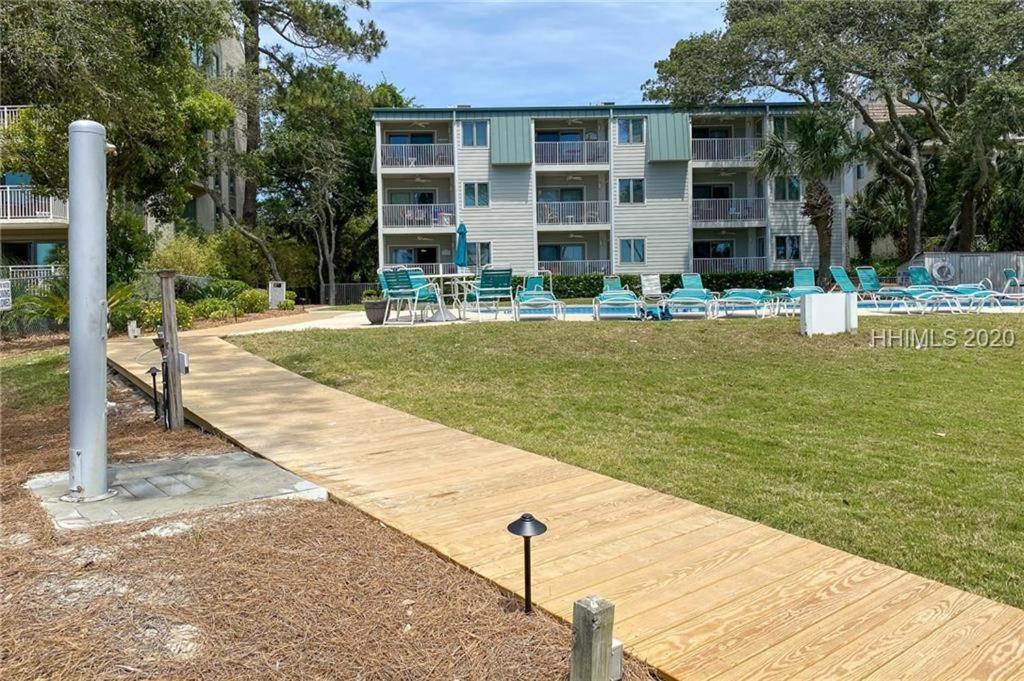 Oceanfront Retreat: Beachside Luxury At Coligny Hilton Head Island